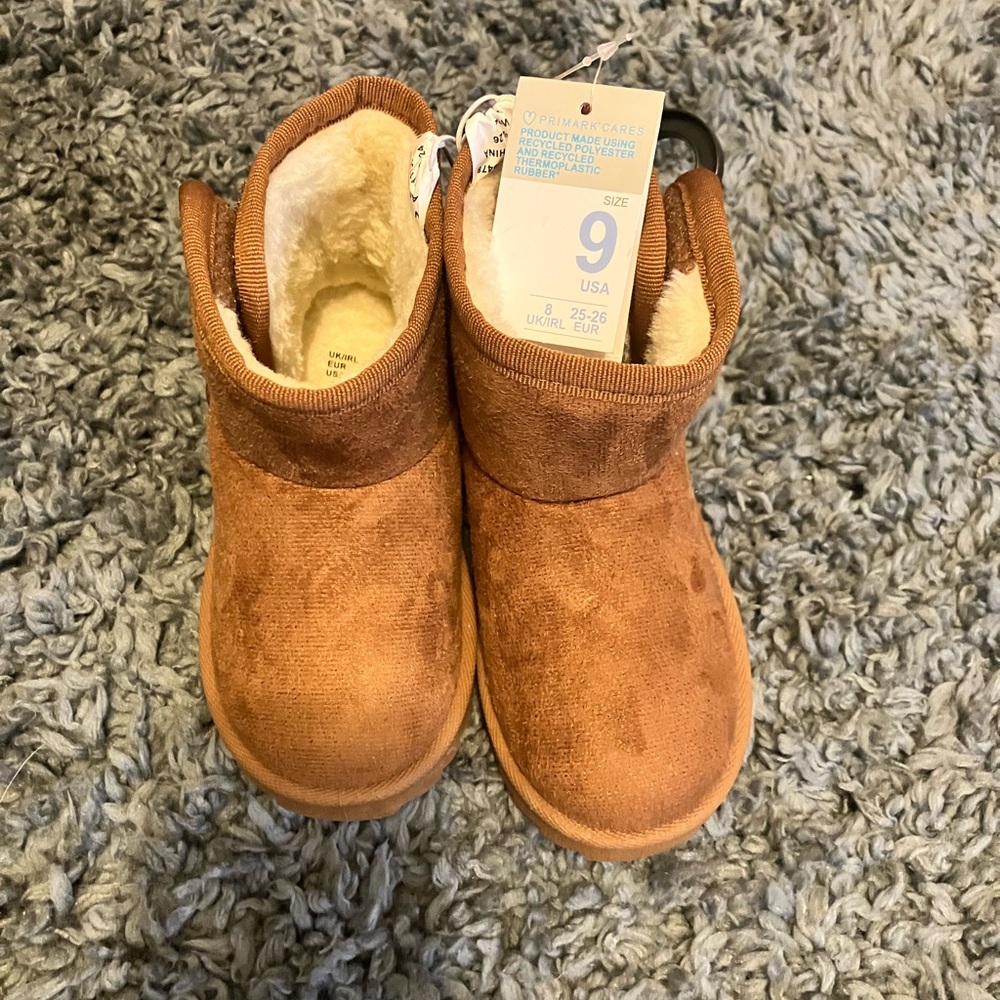 Primark Brown Ankle Boots with Suede Material and Slip-On Design